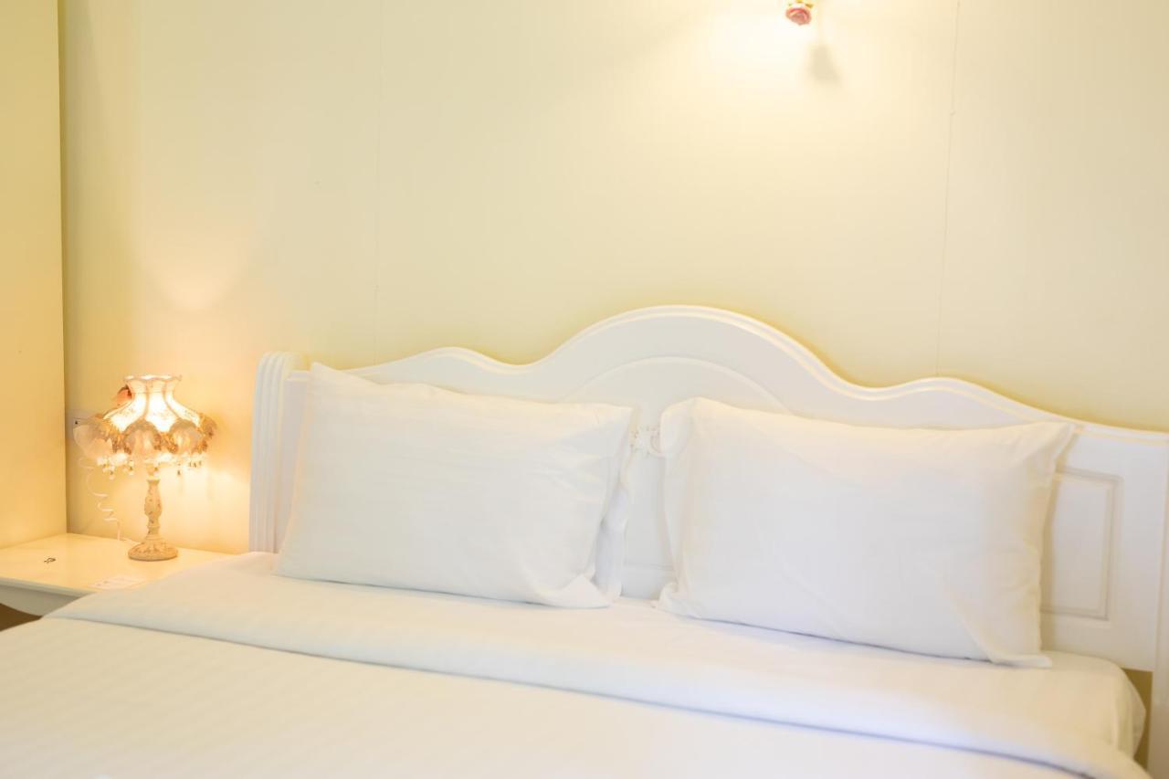 Sakarin Valley Resort Канчанабури Екстериор снимка