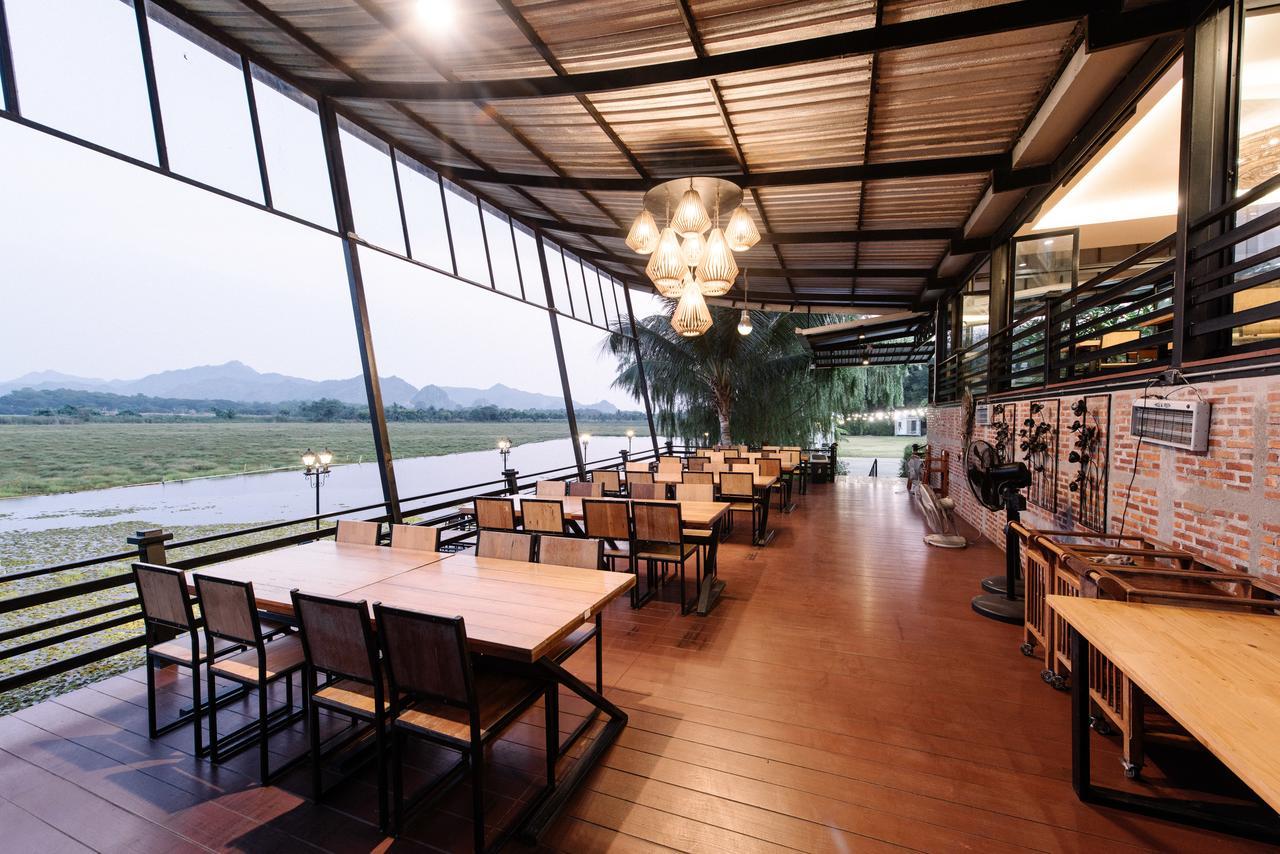 Sakarin Valley Resort Канчанабури Екстериор снимка